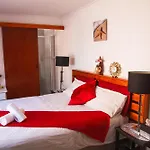 Luxurious Flatlet In The Heart Of Mowbray